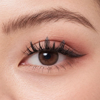 Moonlit lash style close-up